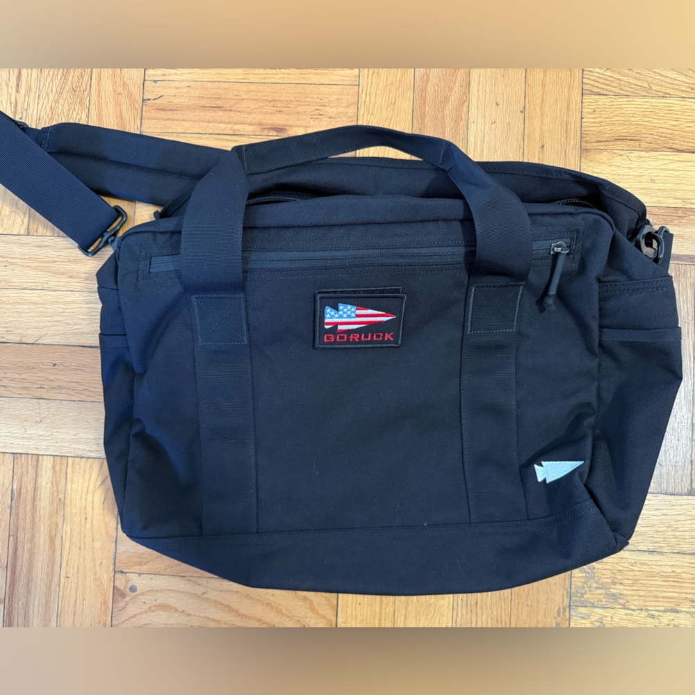 New Go Ruck Black Messenger Bag